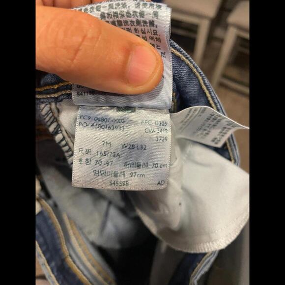 Levi’s Bold Curve Low Rise Skinny Jeans - Size 28/32 - Picture 4 of 9